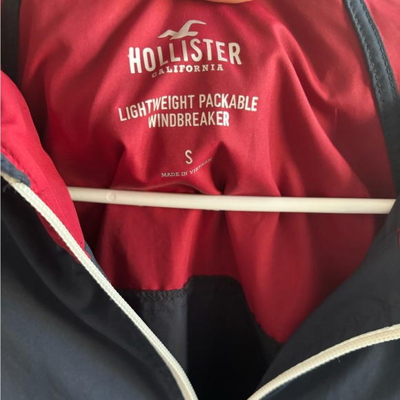 Hollister Red & Navy Blue Colorblock Windbreaker Jacket - Picture 2 of 5
